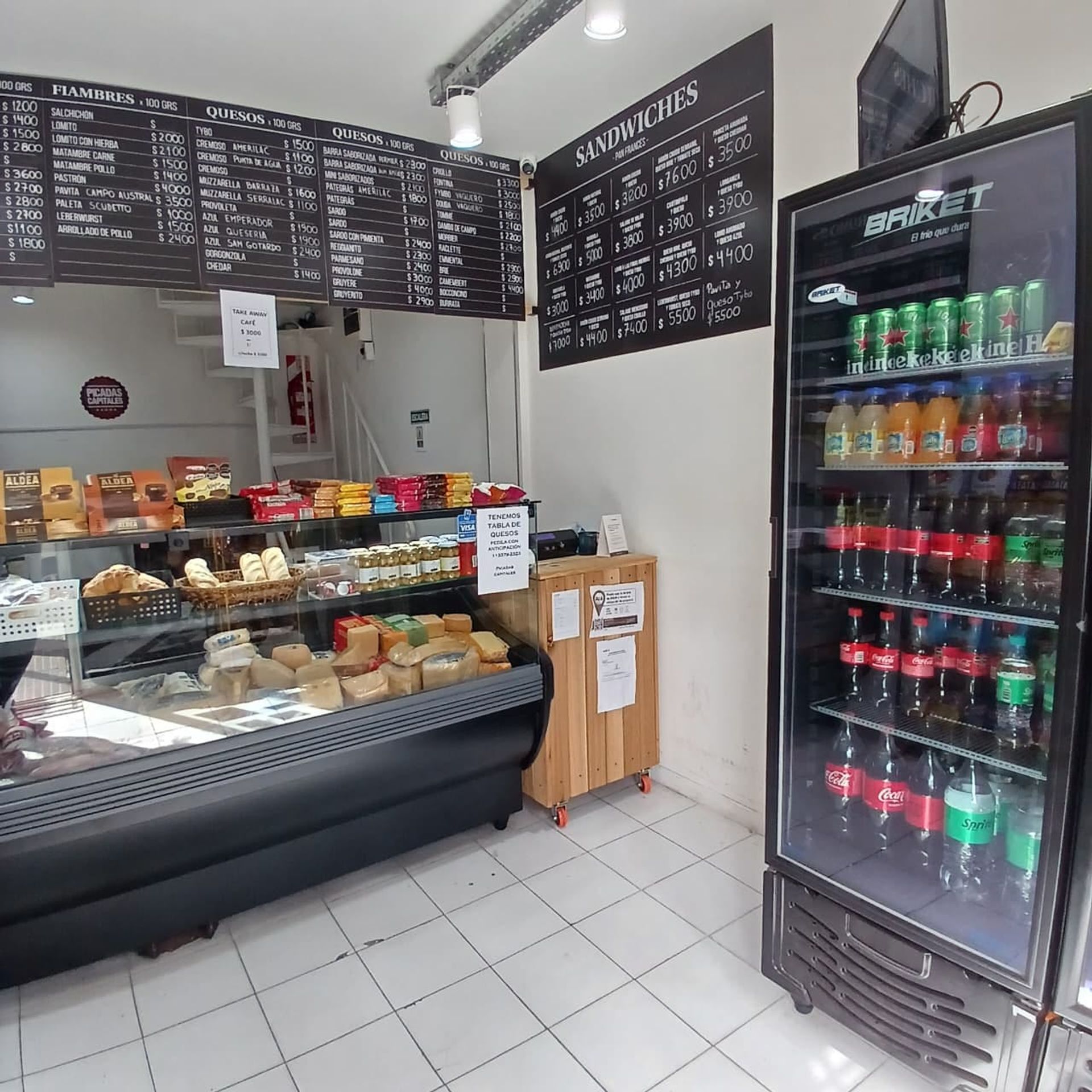 VENTA FONDO DE COMERCIO FIAMBRERIA BELGRANO — foto 1