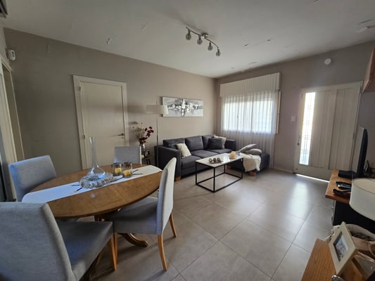 Casa en venta con cochera - 3 ambientes - Coghlan - APTO CRÉDITO — foto 4