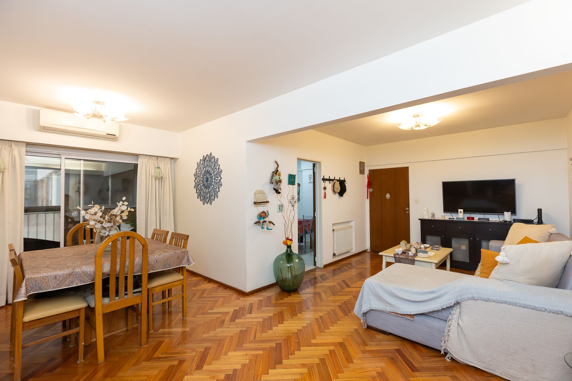 VENTA DEPTO 4 AMBIENTES CON BALCON — foto 1