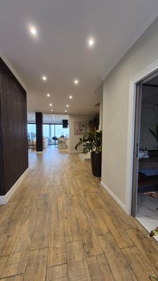 Venta Casa a Estrenar Ramos Mejia 7 ambientes Pileta/Patio/2 cocheras — foto 4