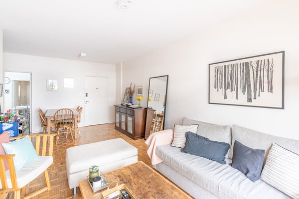 Venta 4 ambientes con dependencia y cochera en la mejor zona — foto 2