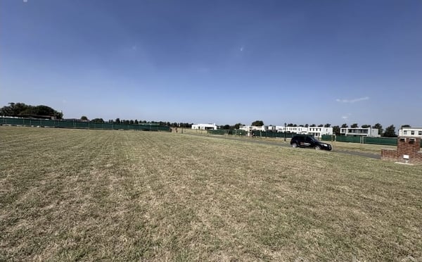 Terreno Barrio Pebble Beach Pilas Golf — foto 4