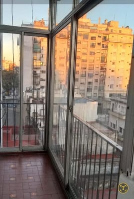 DEPARTAMENTO 2 AMBIENTES LUMINOSO, CON BALCON. — foto 5