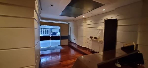 VENTA DEPARTAMENTO SEIS AMBIENTES FLORES  COCHERA — foto 4