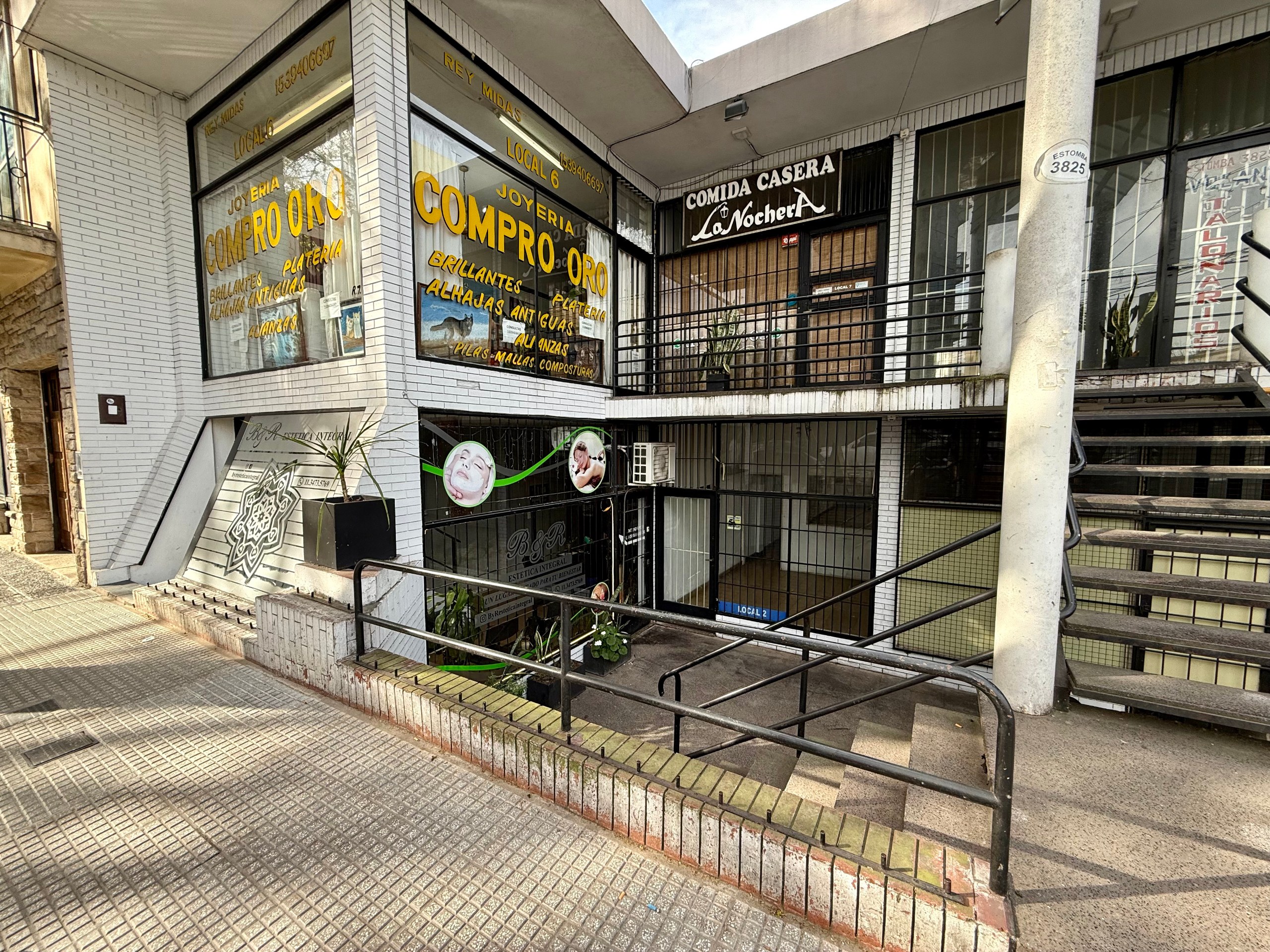 Venta Local Comercial en PB - Saavedra — foto 1
