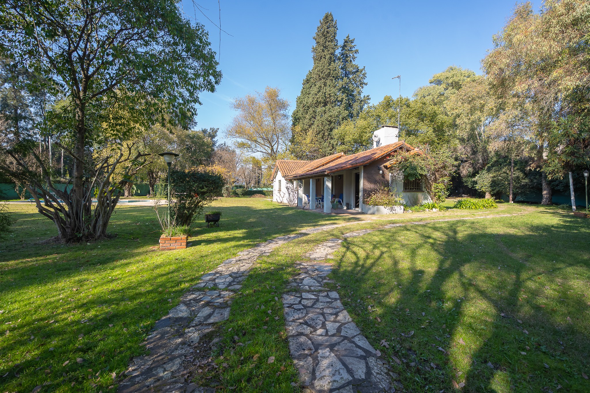 VENTA I CASA QUINTA SOBRE 6.131 m² CON ENORME POTENCIAL — foto 1
