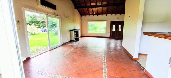 Casa 5 amb con parque, quincho y pileta - Escobar — foto 2