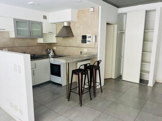ALQUILER MONOAMBIENTE CON BALCÓN BARRACAS — foto 4