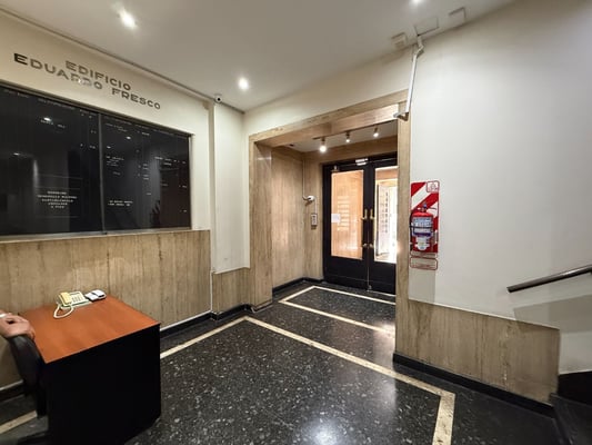 Oficina en Venta - Microcentro - A refaccionar — foto 5