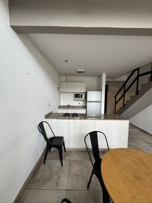 LOFT MODERNO EN  CAMPUS VISTA, PILAR / COCHERA + BALCÓN CON PARRILLA — foto 3