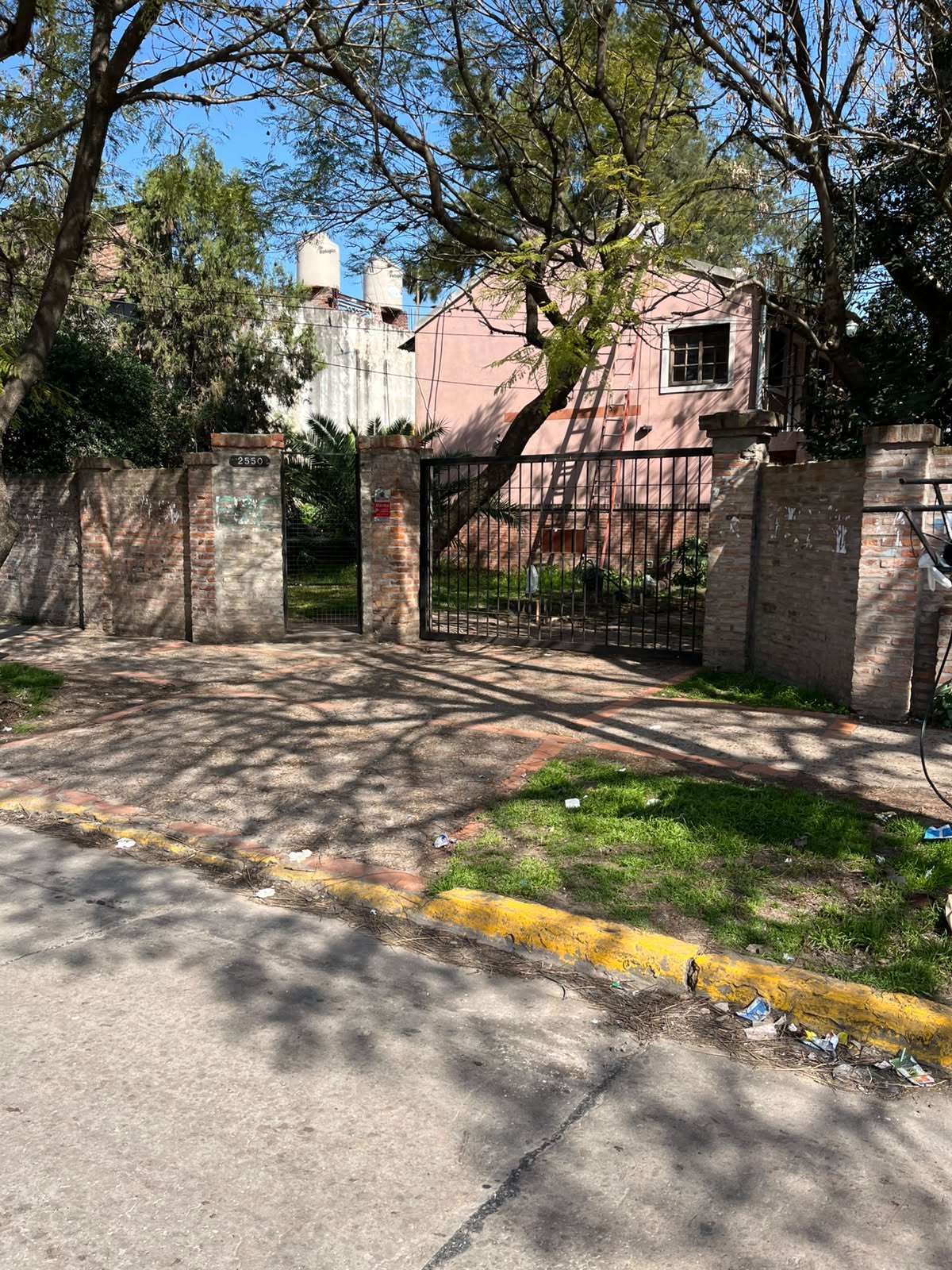 Excelente complejo multifamiliar oportunidad acepta permuta — foto 1