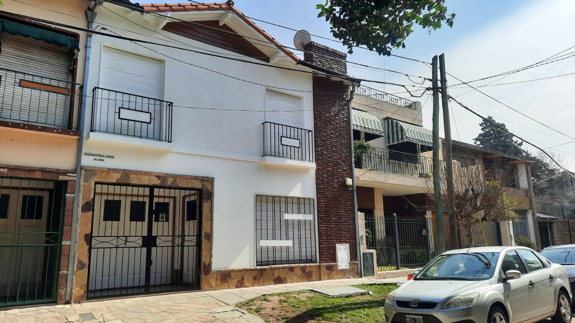 VENTA CASA 3 AMBIENTES VILLA MARTELLI COCHERA — foto 1