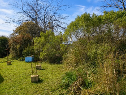 VENTA LOTE DE 904 M² CON MEJORAS Y OBRA INICIADA – GENERAL RODRIGUEZ-  BARRIO PARQUE ALTO VERDE — foto 3