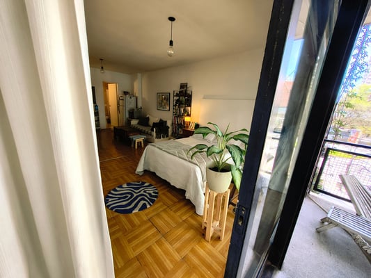 ALQUILER  MONOAMBIENTE  BELGRANO CON BALCÓN — foto 2