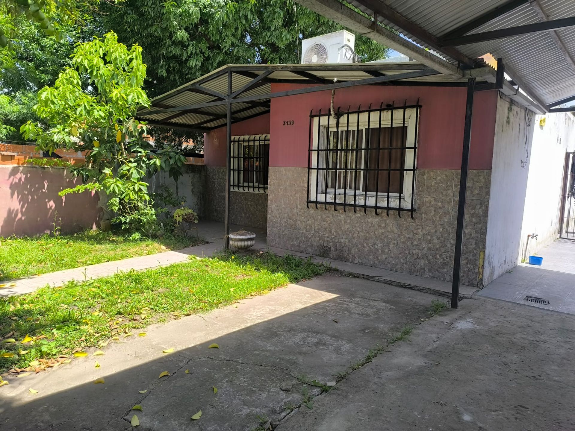 VENTA CASA TORTUGUITAS A REFACCIONAR — foto 1