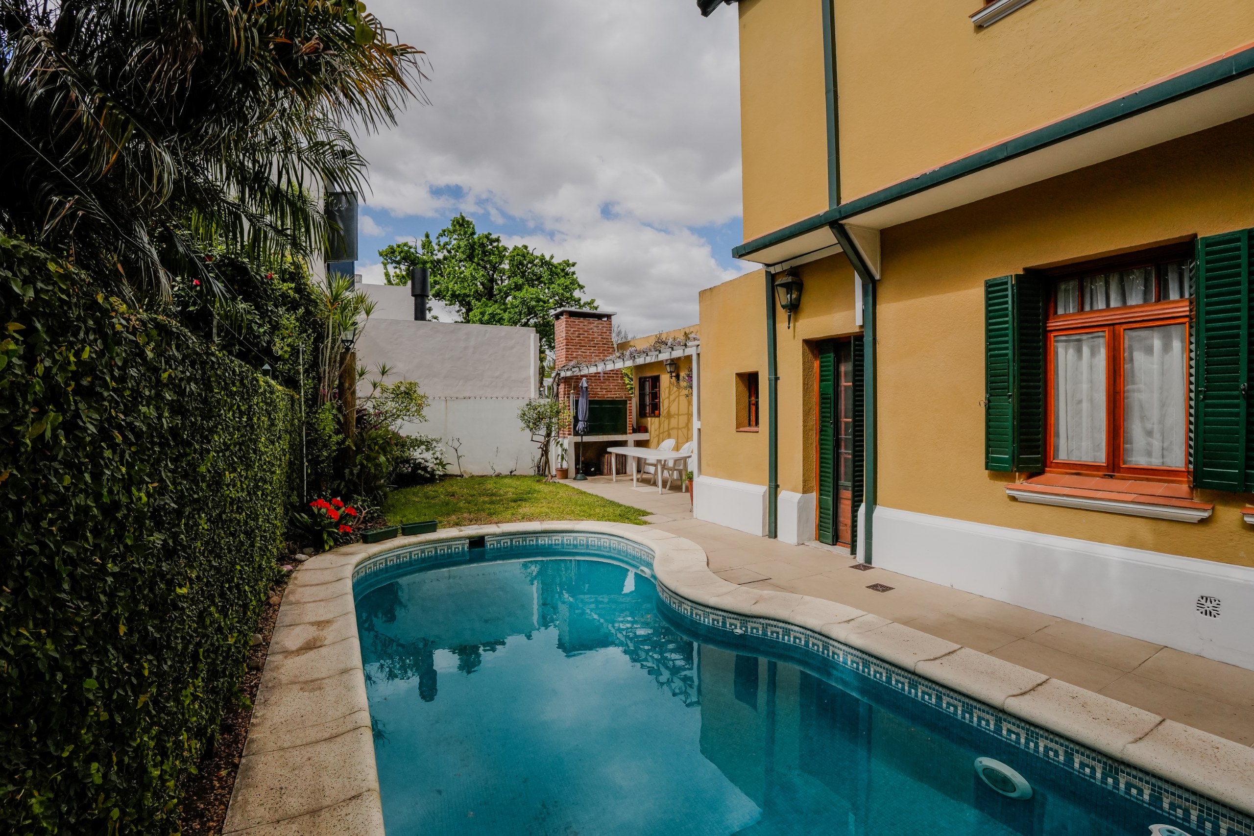 Casa tipo Inglesa 5 amb. Vte. Lopez — foto 1