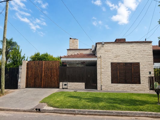 VENTA CASA TORTUGUITAS — foto 2