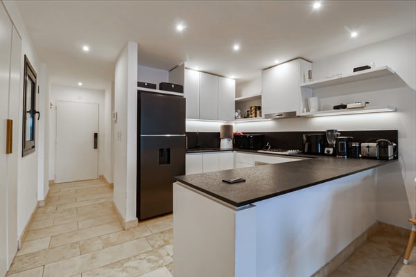 Departamento 3 amb -Recoleta - Balcón - Parrilla — foto 5