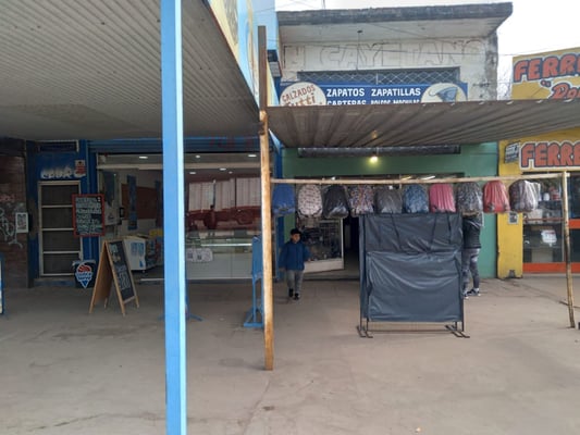Venta Local Depósito Oficina  Maquinista Savio — foto 5