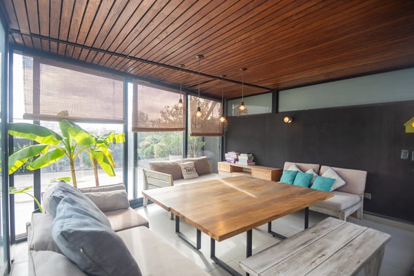 SEMIPISO EN CABALLITO CON TERRAZA PROPIA, PISCINA Y QUINCHO — foto 2