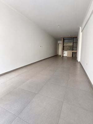 Venta Monoambiente Amplio con  balcón terraza. Torre Deco Armani . Recoleta — foto 2