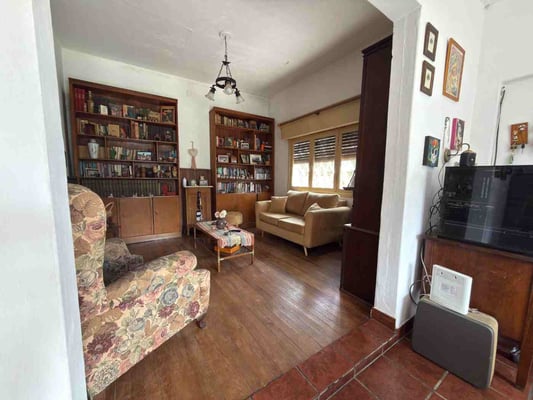 VENTA CASA 5 AMBIENTES ADOLFO SOURDEAUX — foto 4