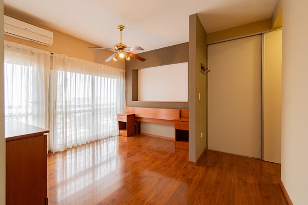 Venta depto 4 amb en duplex con cochera pileta y SUM  en Flores — foto 4