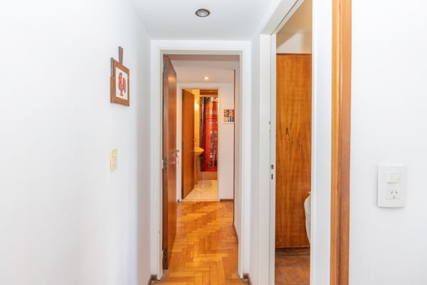 Venta 2 ambientes con balcón y baulera en la mejor zona — foto 5
