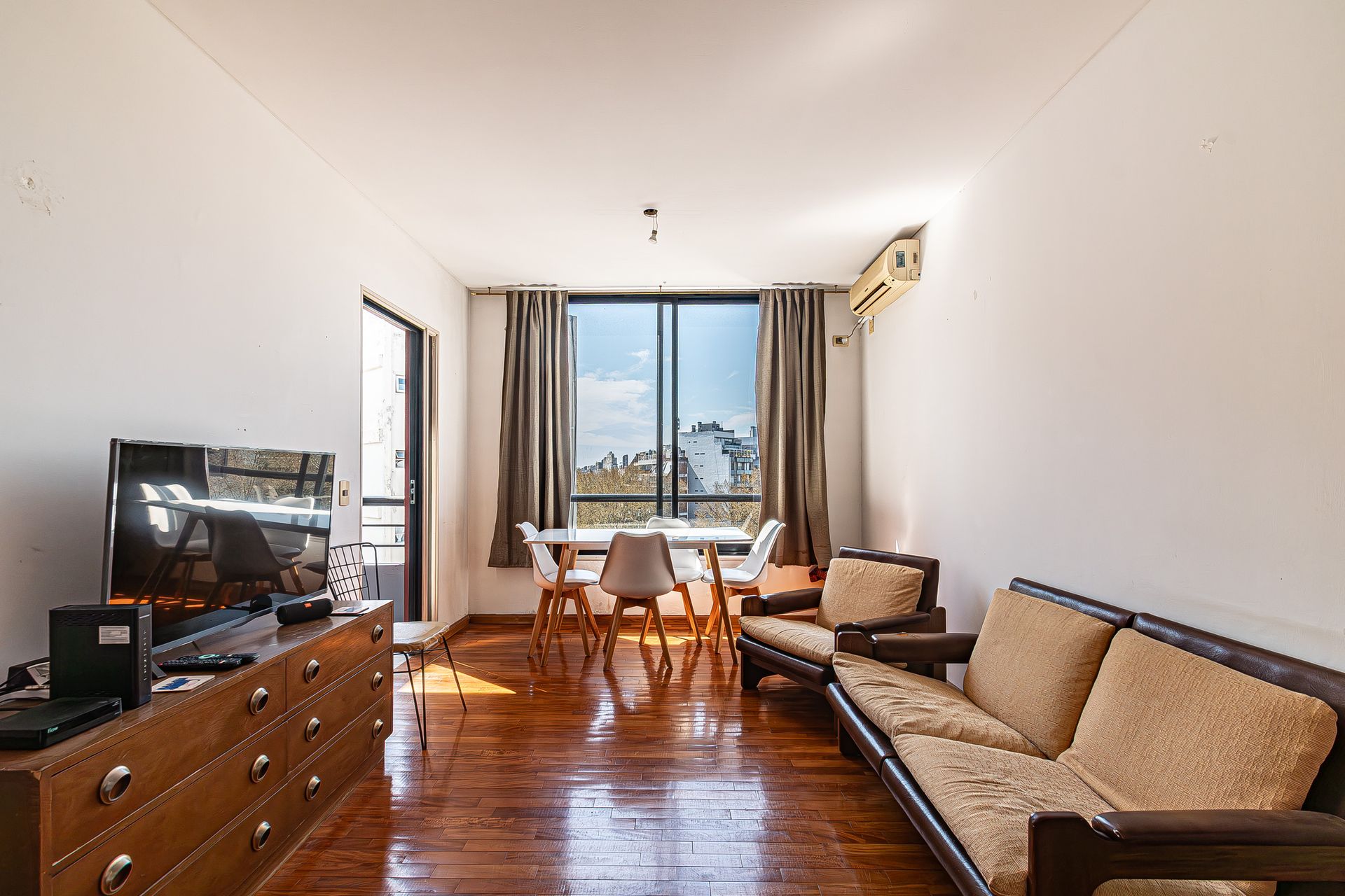 VENTA DEPTO 2 AMBIENTES CON COCHERA  EN CHACARITA — foto 1