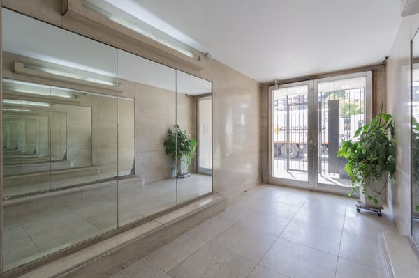 Venta de Semipiso 3 amb + dependencia en Colegiales-Balcon  Corrido-Baulera - 120 mts — foto 2