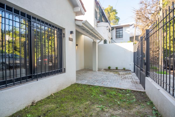 Venta Excelente Casa Reciclada 5 amb c/jardín/parrilla/patio/cochera - Florida, Vicente López — foto 2