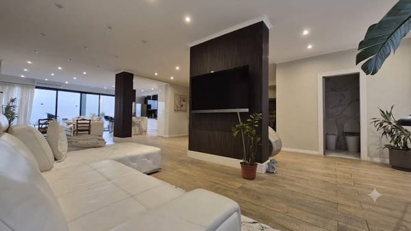 Venta Casa a Estrenar Ramos Mejia 7 ambientes Pileta/Patio/2 cocheras — foto 2