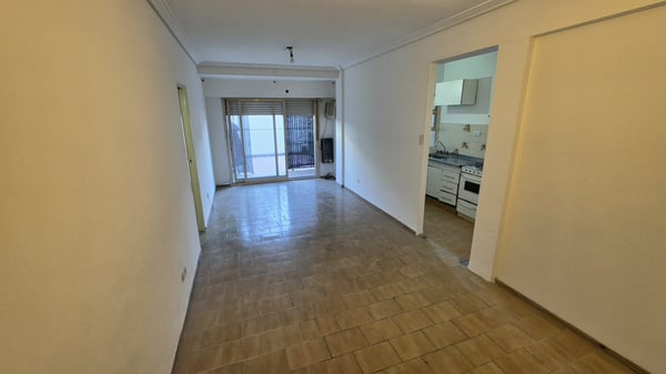 VENTA DEPARTAMENTO MONOAMBIENTE CON TERRAZA PROPIA RAMOS MEJIA — foto 3