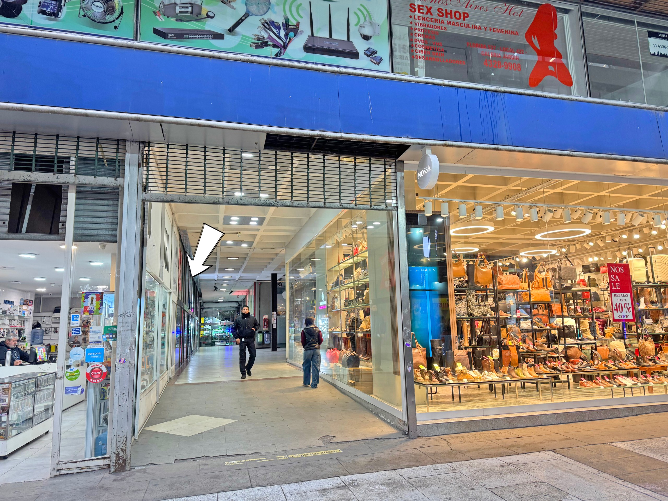 ALQUILER LOCAL GALERIA JARDIN - EXCELENTE UBICACION — foto 1