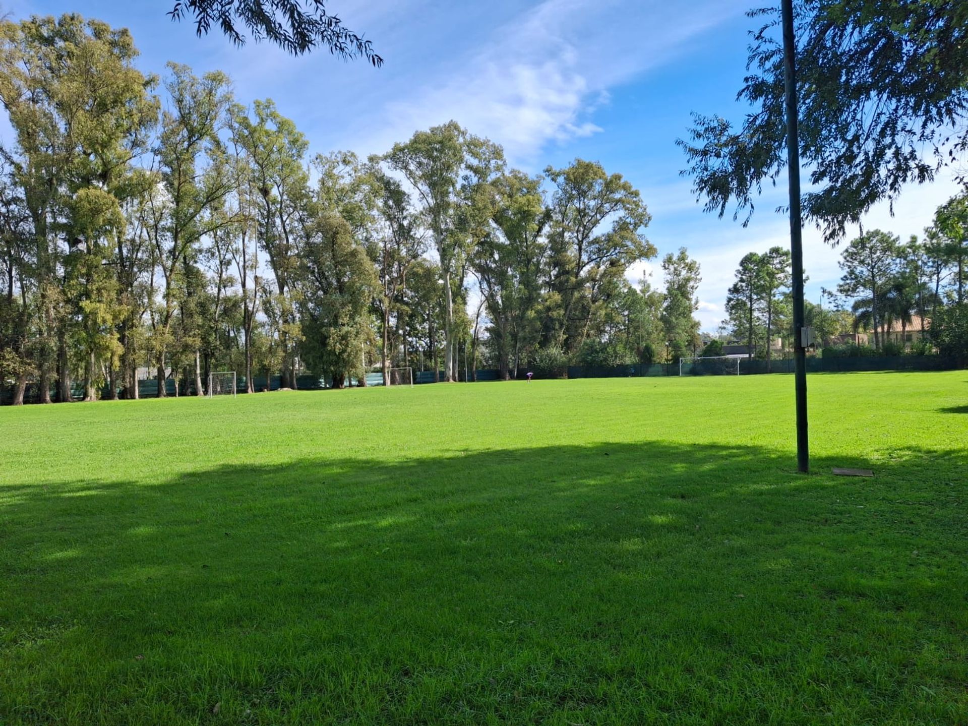 VENTA LOTE BARRIO EL AROMO ESCOBAR ACP.PERMUTA — foto 1