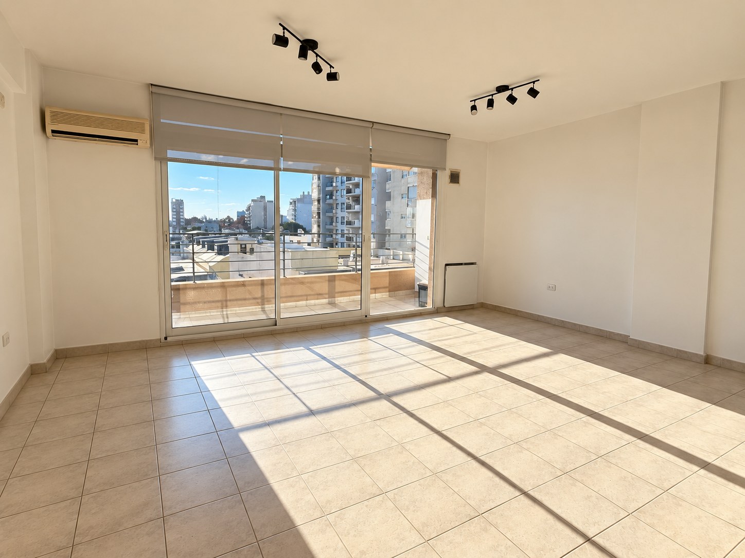 ALQUILER DEPARTAMENTO 2 AMBIENTES CON COCHERA EN VILLA PUEYRREDON — foto 1