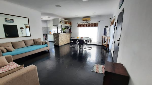 VENTA CASA 5 AMBIENTES MATHEU ESCOBAR — foto 3