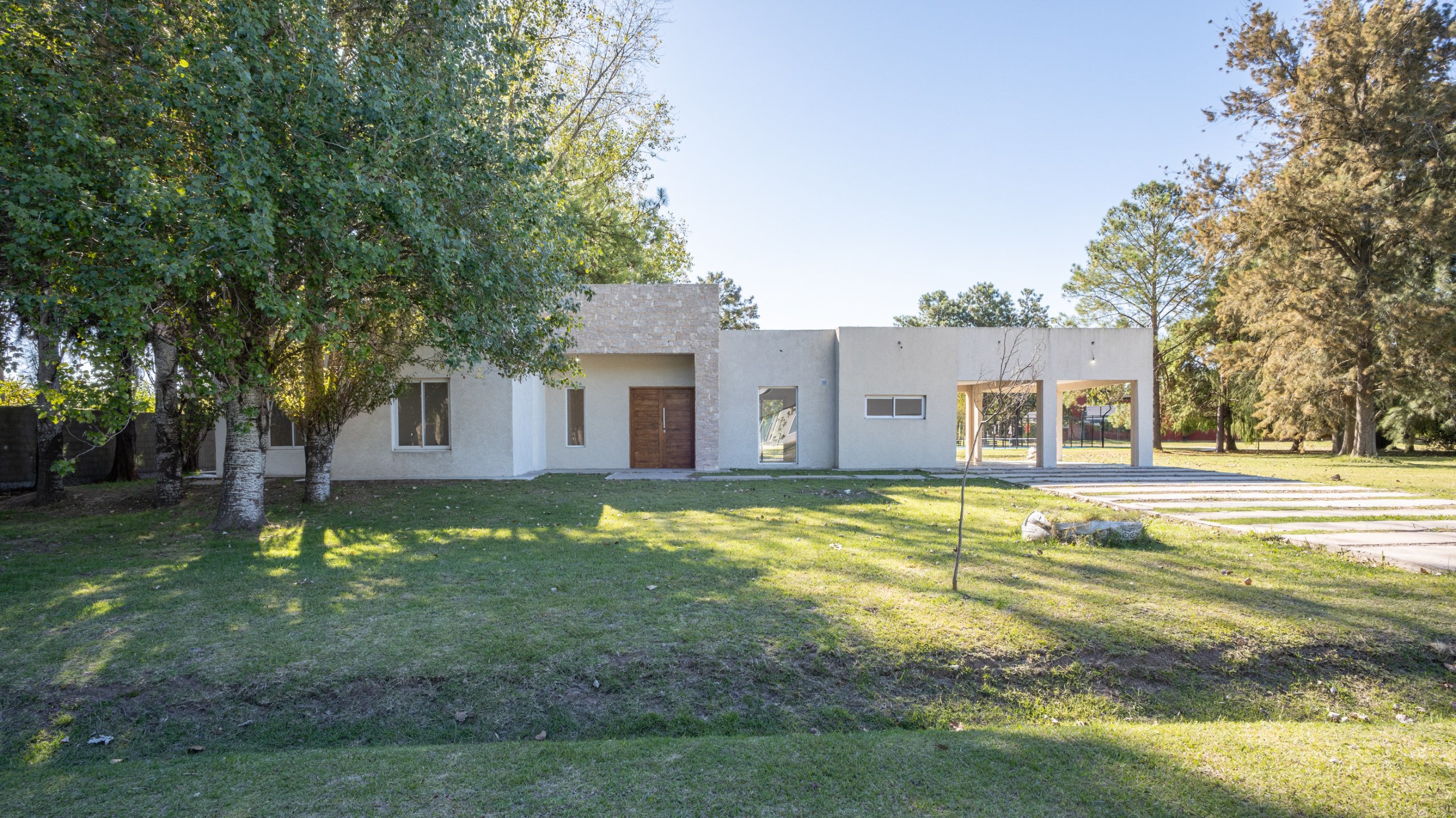 Casa a estrenar 3 dormit. 1500 mts terreno Haras del Sol, Pilar — foto 1
