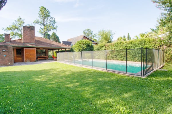 VENTA CASA 4 AMB. Maschwitz Club- Pileta-Parrilla — foto 2