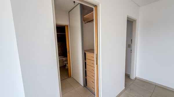 Venta Departamento 2 amb c/ balcon/cochera - Morón — foto 5