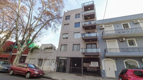 VENTA COCHERA DESCUBIERTA VELEZ SARFIELD CABA — foto 5