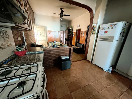 VENTA CASA 4 AMB EN RAMOS MEJÍA COCHERA Y PATIO — foto 3