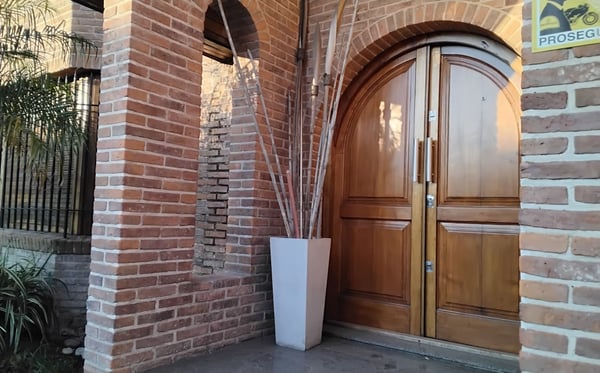 VENTA 6 AMB VILLA SARMIENTO PILETA JARDIN COCHERA — foto 3