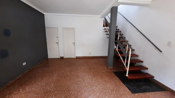 VENTA CASA 3 AMBIENTES VILLA MARTELLI COCHERA — foto 4