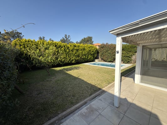 Casa con Pileta en La Candela — foto 3