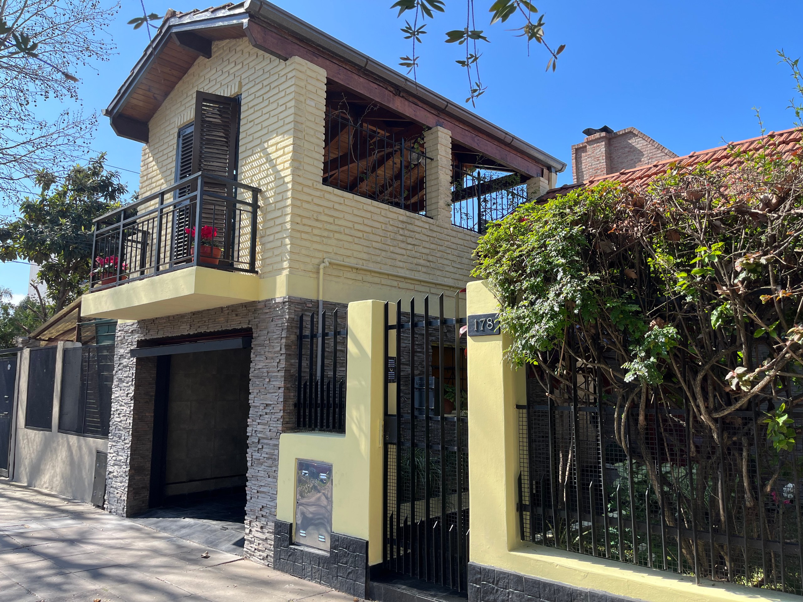 Venta Casa 3 ambientes con Cochera y Terraza - TIGRE — foto 1
