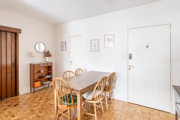 Venta 4 ambientes con dependencia y cochera en la mejor zona — foto 4
