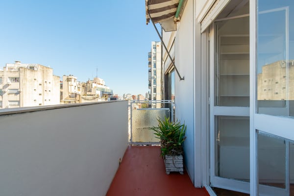 VENTA - 2 AMB CON BALCÓN - MUCHA LUZ - ALTO PALERMO — foto 5