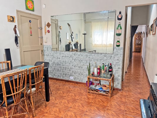 VENTA PH 2 AMBIENTES CON ESTUDIO Y PATIO EN P.B - ALMAGRO — foto 5