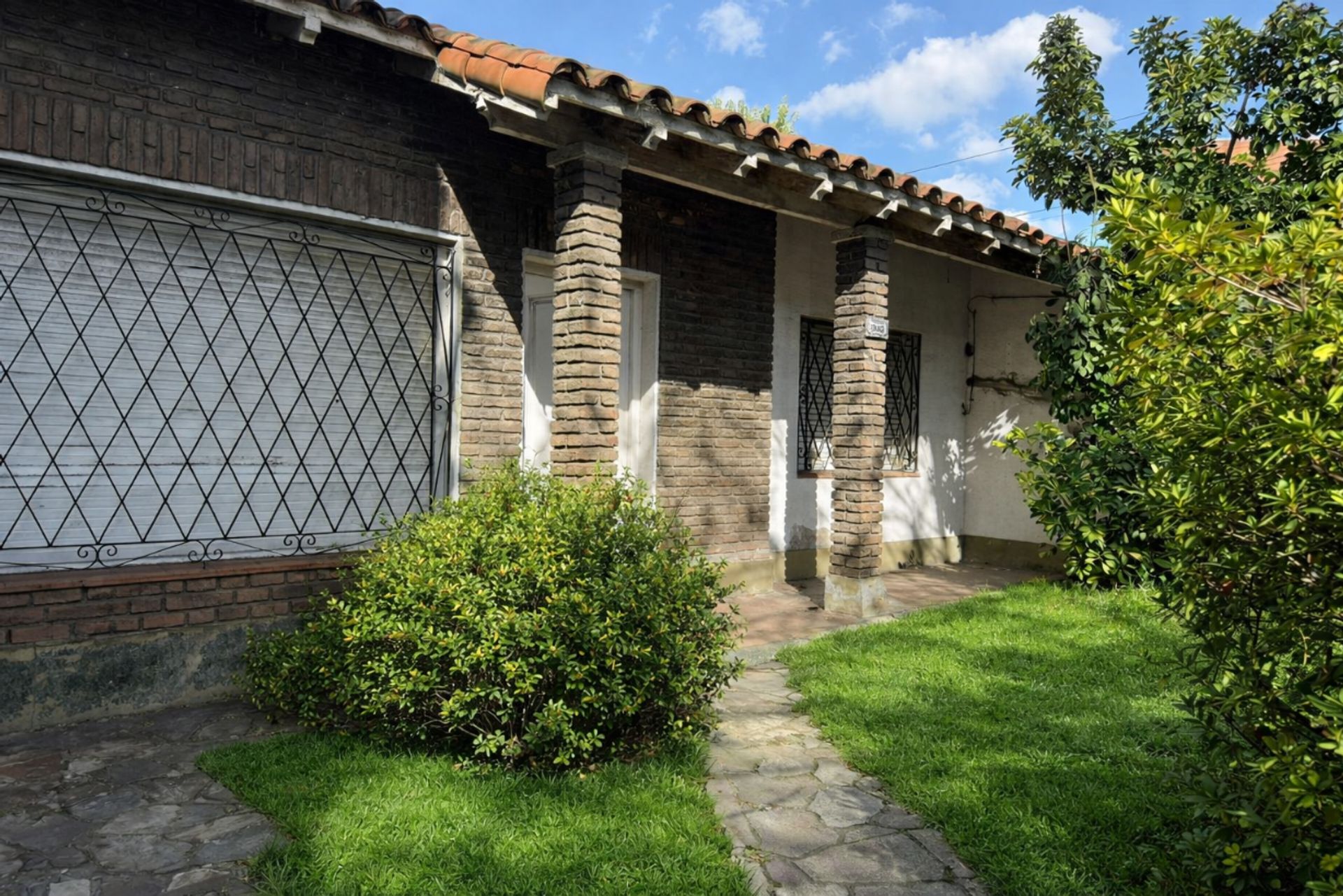 VENTA CASA 3 AMBIENTES SAN ISIDRO A RECICLAR — foto 1